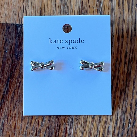 NEW Kate Spade silver bow earrings - Picture 1 of 4